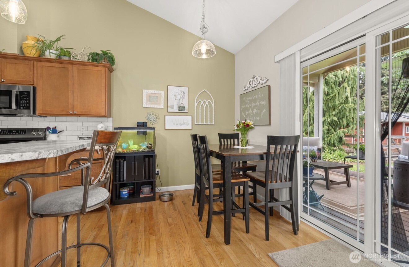 9039 176th Avenue SW, Rochester, WA 98579