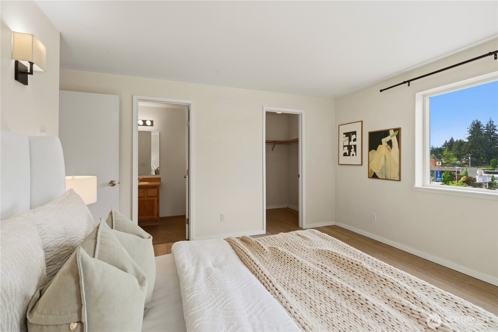 13227 35th Avenue NE #1, Seattle, WA 98125