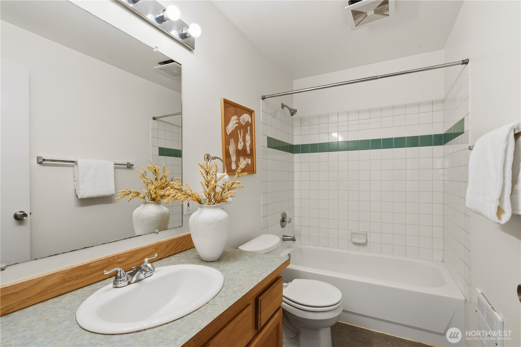 13227 35th Avenue NE #1, Seattle, WA 98125