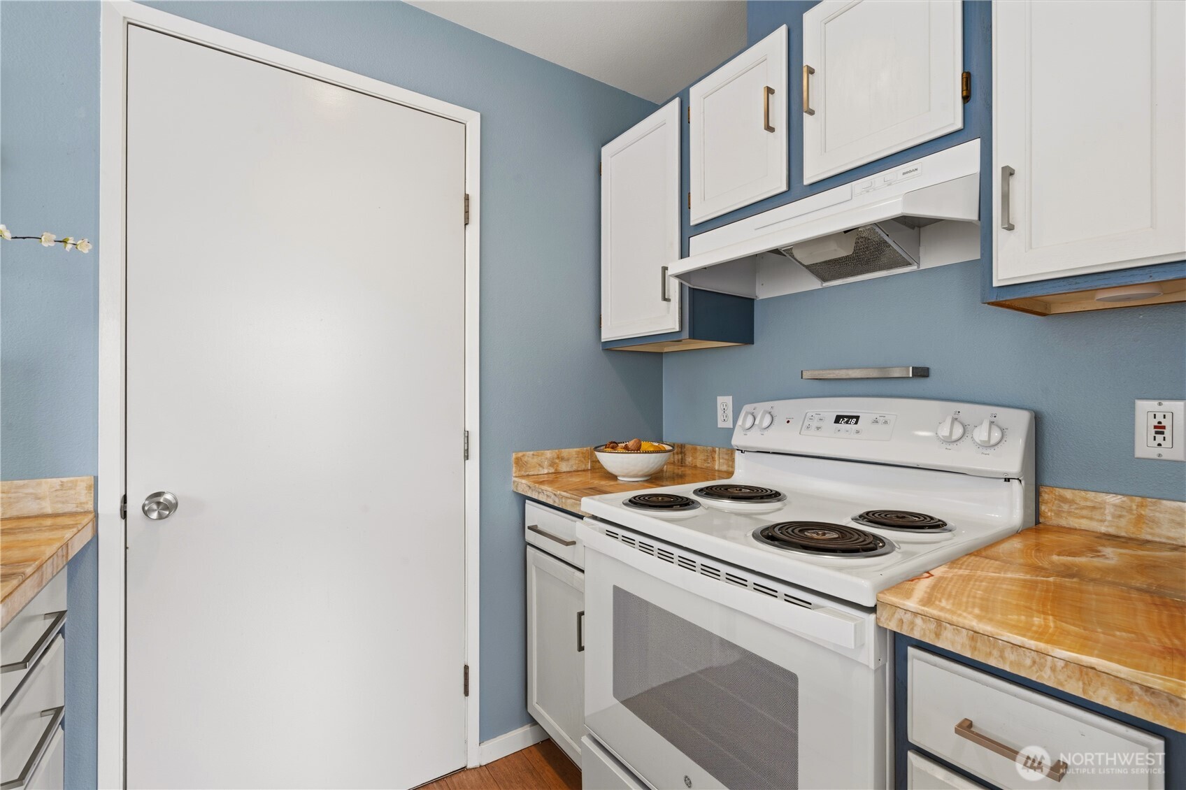 13227 35th Avenue NE #1, Seattle, WA 98125