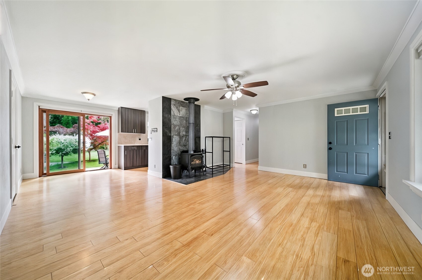 876 SW Miller Road , Port Orchard, WA 98367