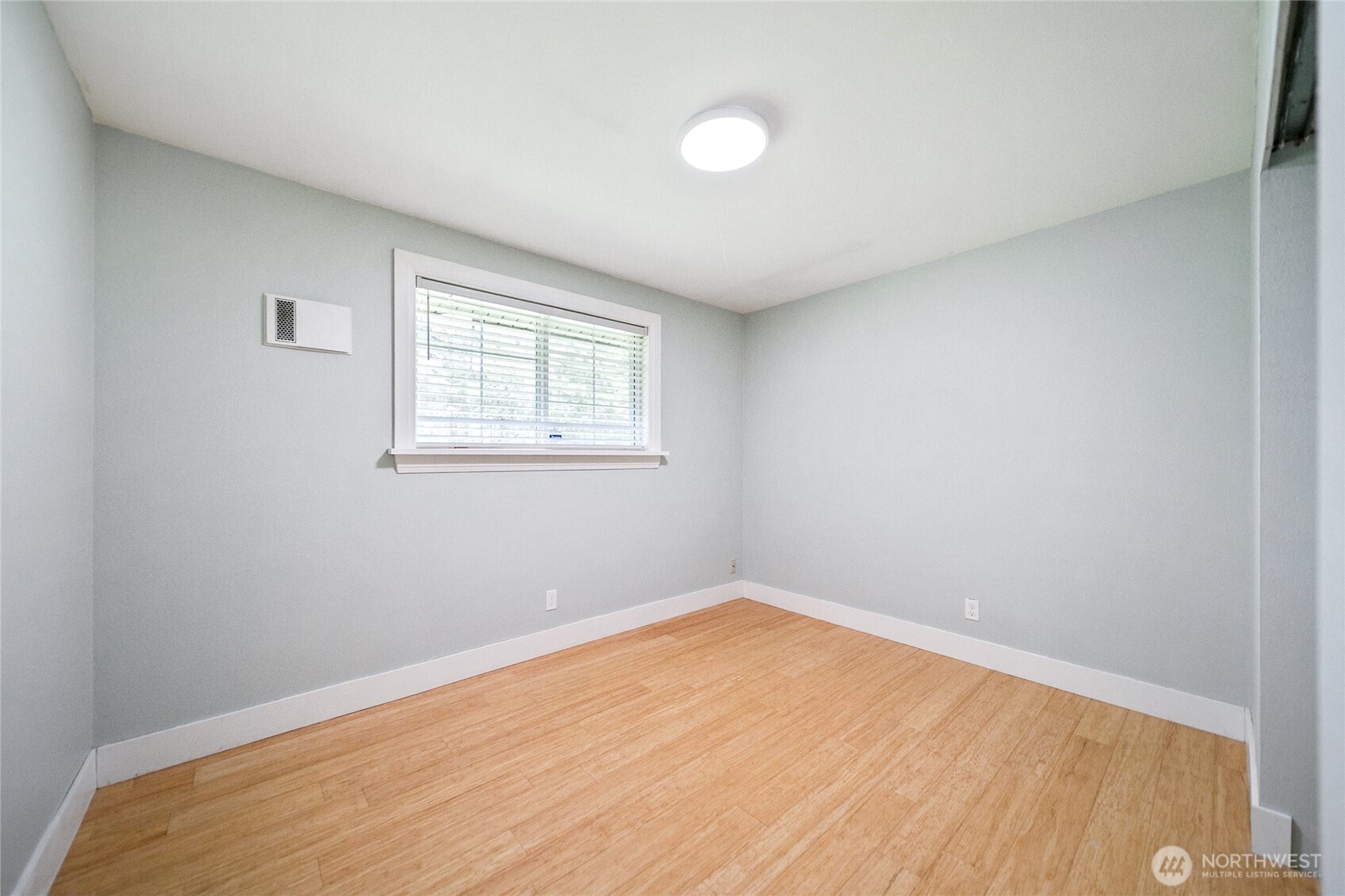 876 SW Miller Road , Port Orchard, WA 98367
