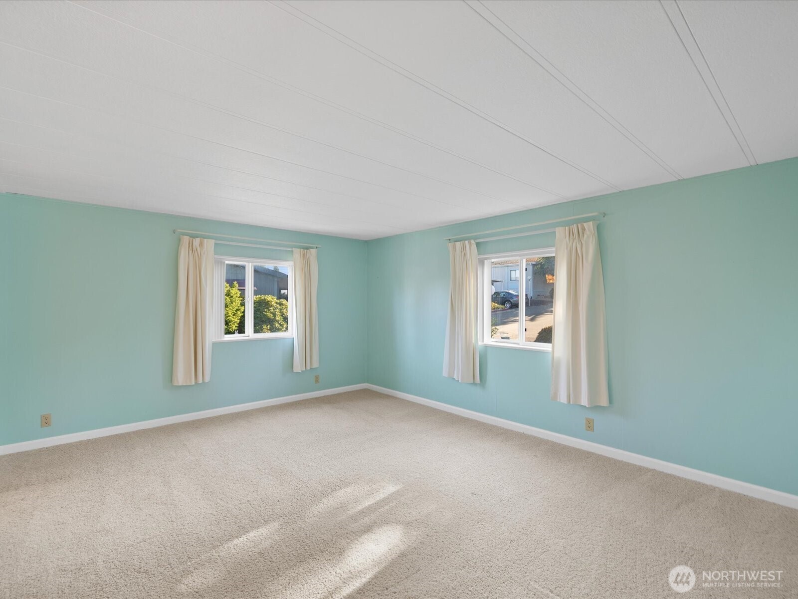 1427 100th Street SW #127, Everett, WA 98204-1141