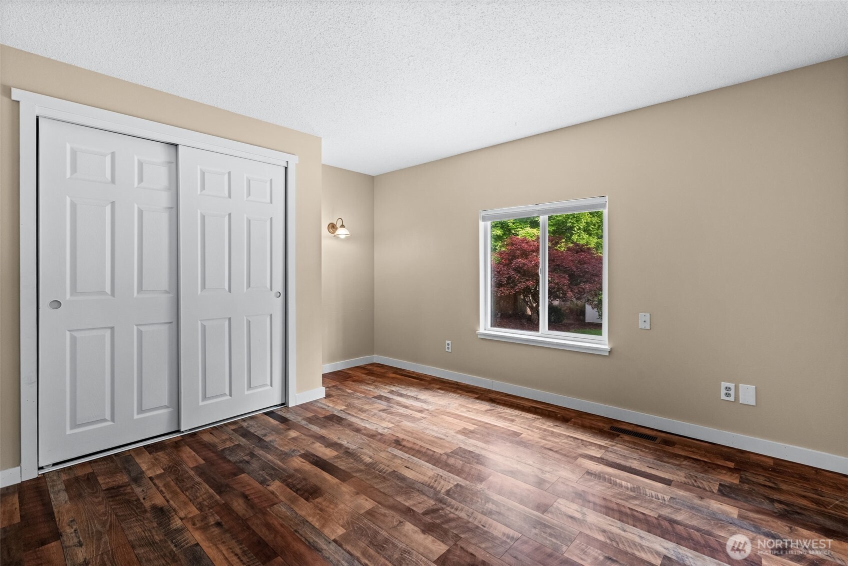 4806 95th Avenue W, University Place, WA 98467