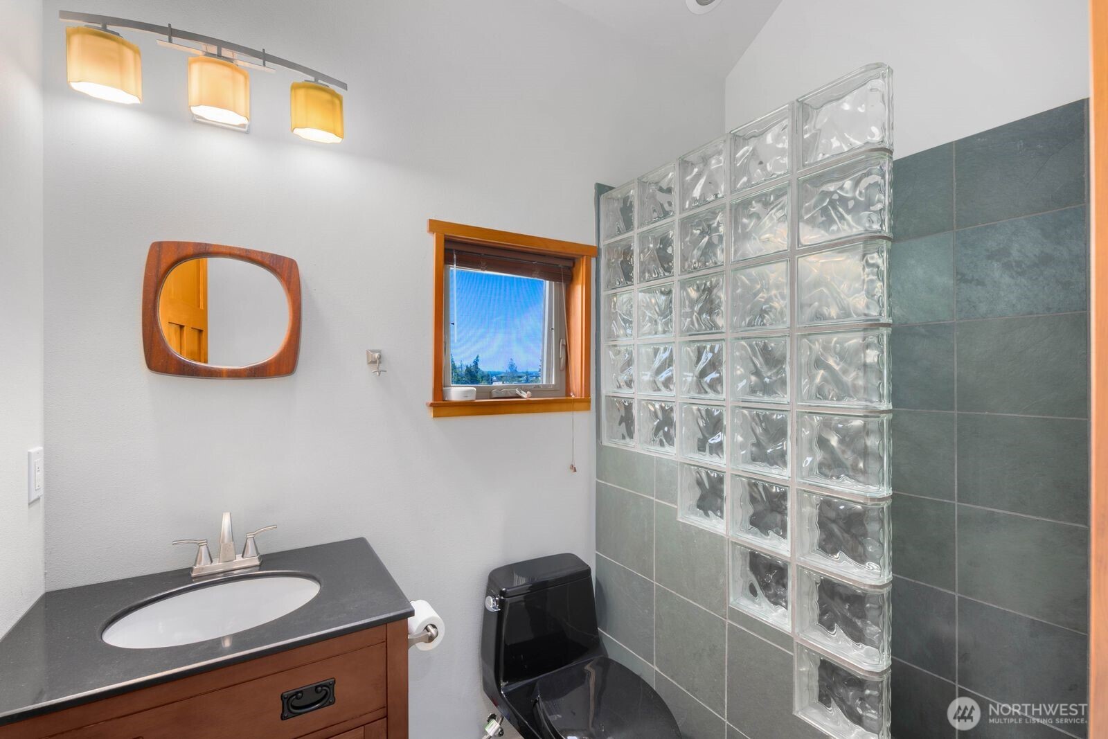 38104 Hillview Lane NE, Hansville, WA 98340