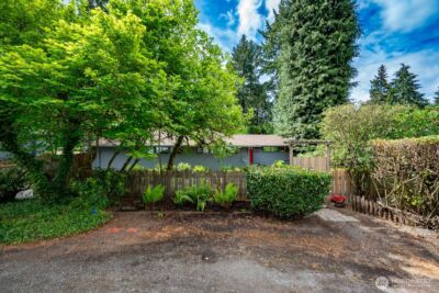 1529 NE 107th Street , Seattle, WA 98125 - Photo 2