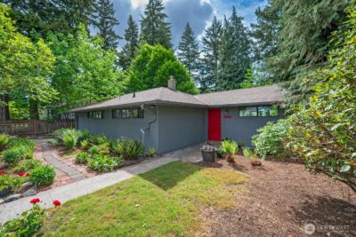 1529 NE 107th Street , Seattle, WA 98125 - Photo 4
