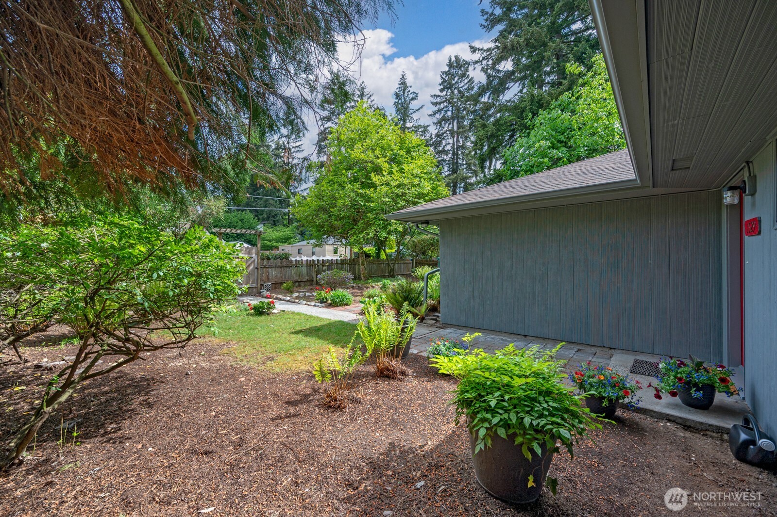 1529 NE 107th Street , Seattle, WA 98125