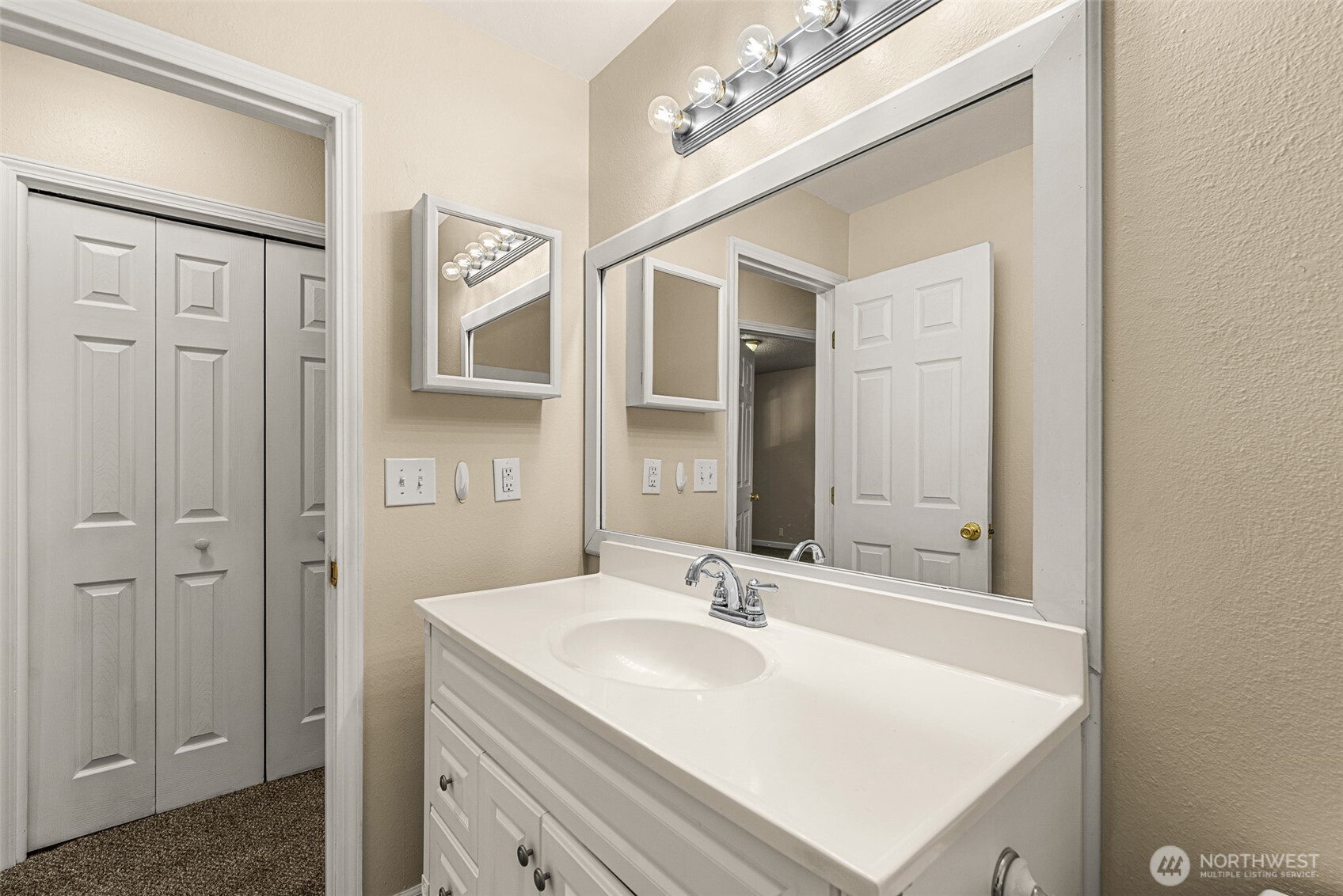 1100 Vista Place #B, Wenatchee, WA 98801