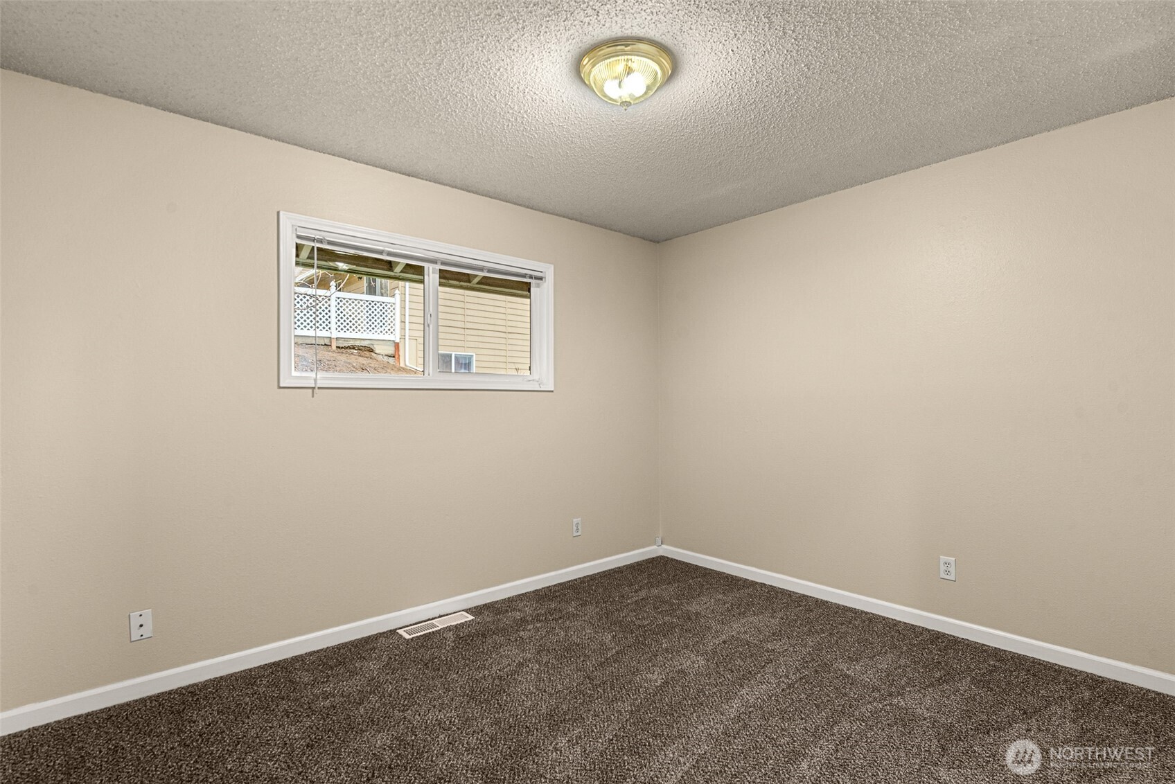 1100 Vista Place #B, Wenatchee, WA 98801