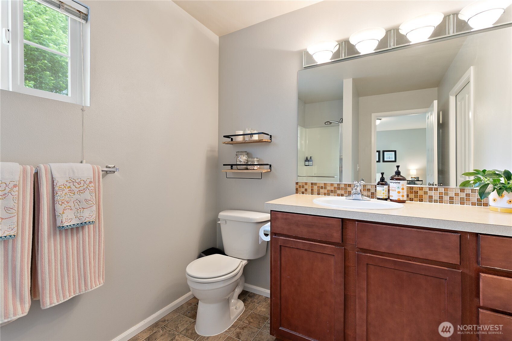 6600 Indiana Street SE, Lacey, WA 98513