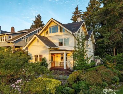 233 36th Avenue E, Seattle, WA 98112-4927