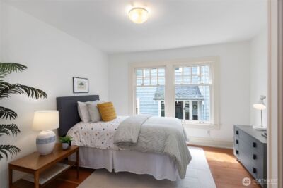 233 36th Avenue E, Seattle, WA 98112-4927 - Photo 26