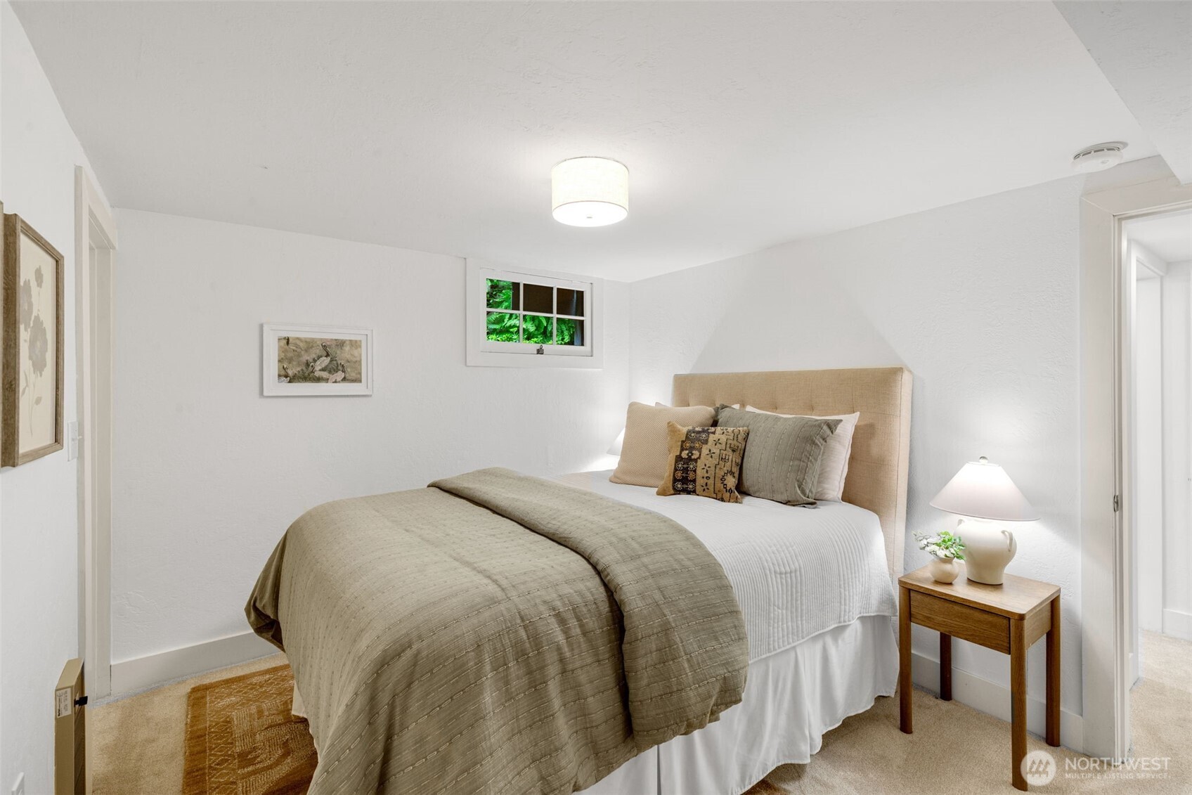 233 36th Avenue E, Seattle, WA 98112-4927