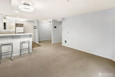 425 Vine Street #614, Seattle, WA 98121-1593 - Photo 11