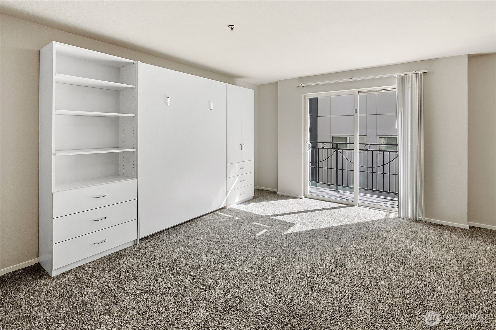 425 Vine Street #421, Seattle, WA 98121