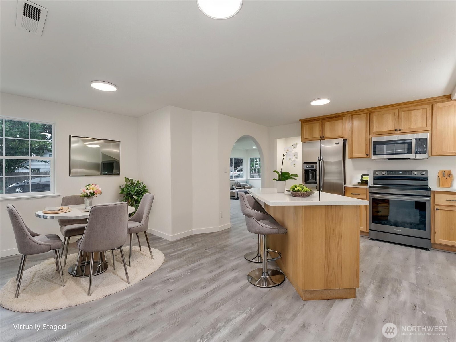 2615 K Street , Vancouver, WA 98663