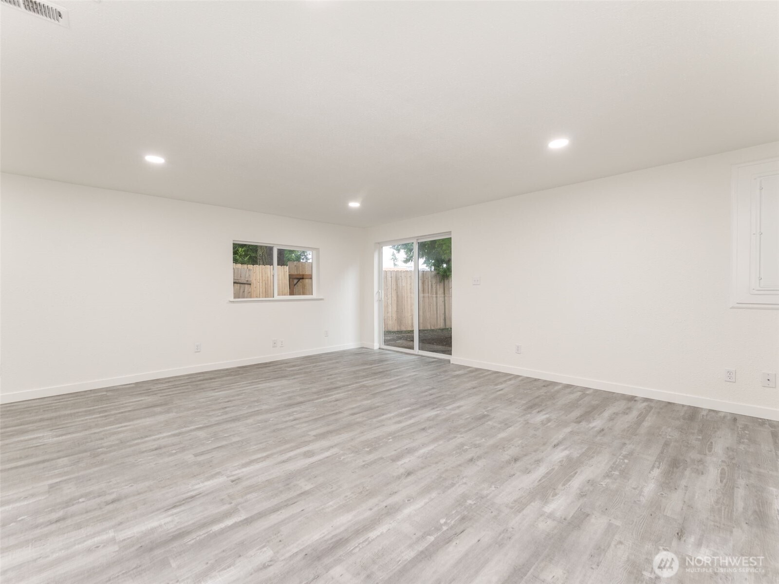 2615 K Street , Vancouver, WA 98663