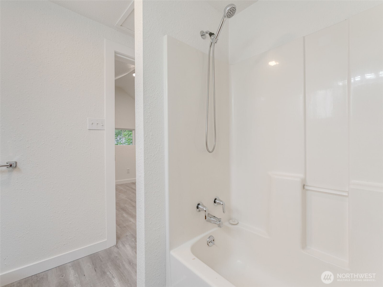 2615 K Street , Vancouver, WA 98663