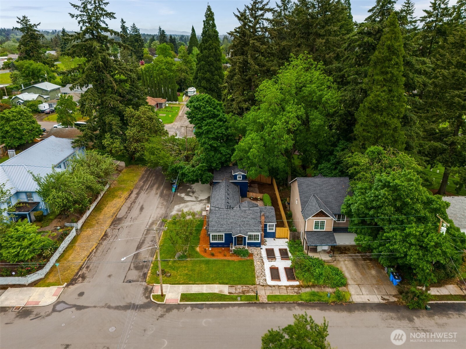 2615 K Street , Vancouver, WA 98663