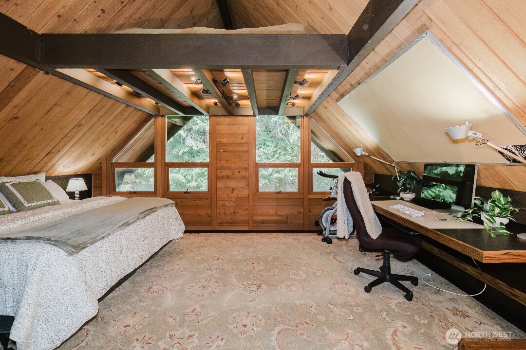 6350 Lariat Loop , Bainbridge Island, WA 98110