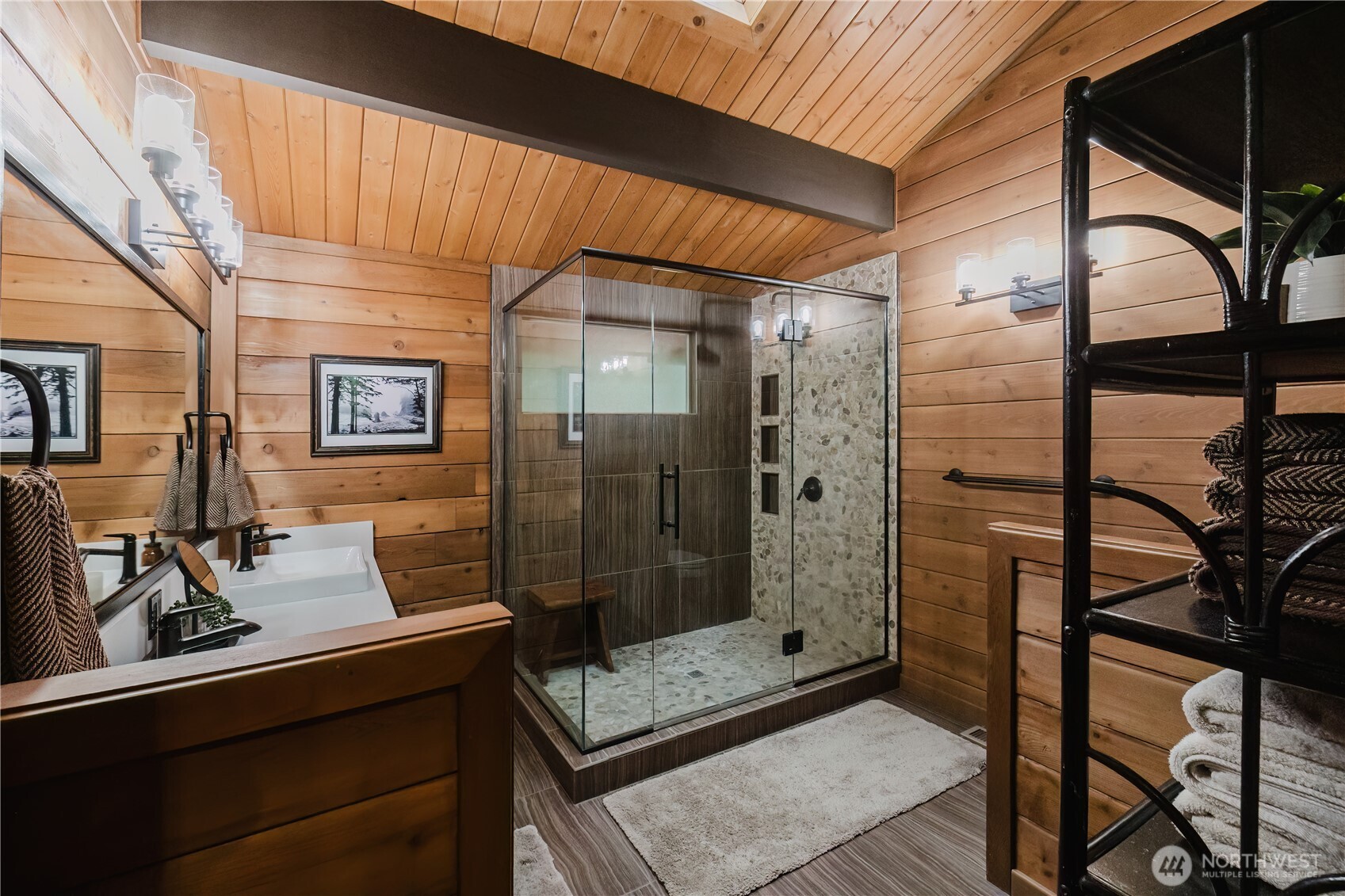 6350 Lariat Loop , Bainbridge Island, WA 98110