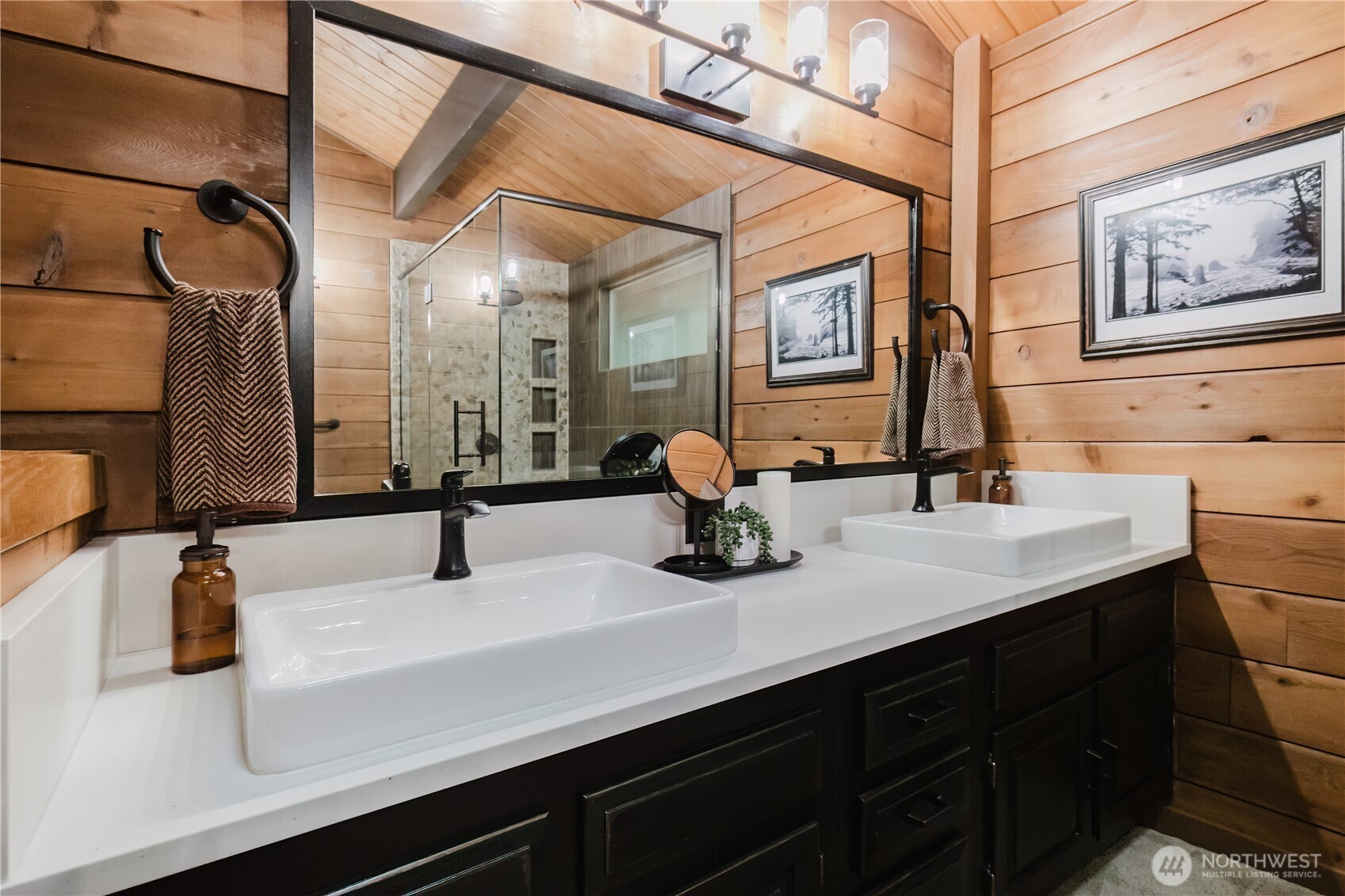 6350 Lariat Loop , Bainbridge Island, WA 98110