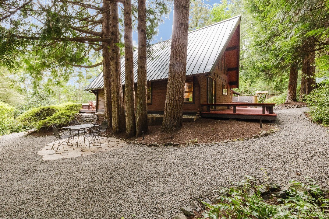 6350 Lariat Loop , Bainbridge Island, WA 98110