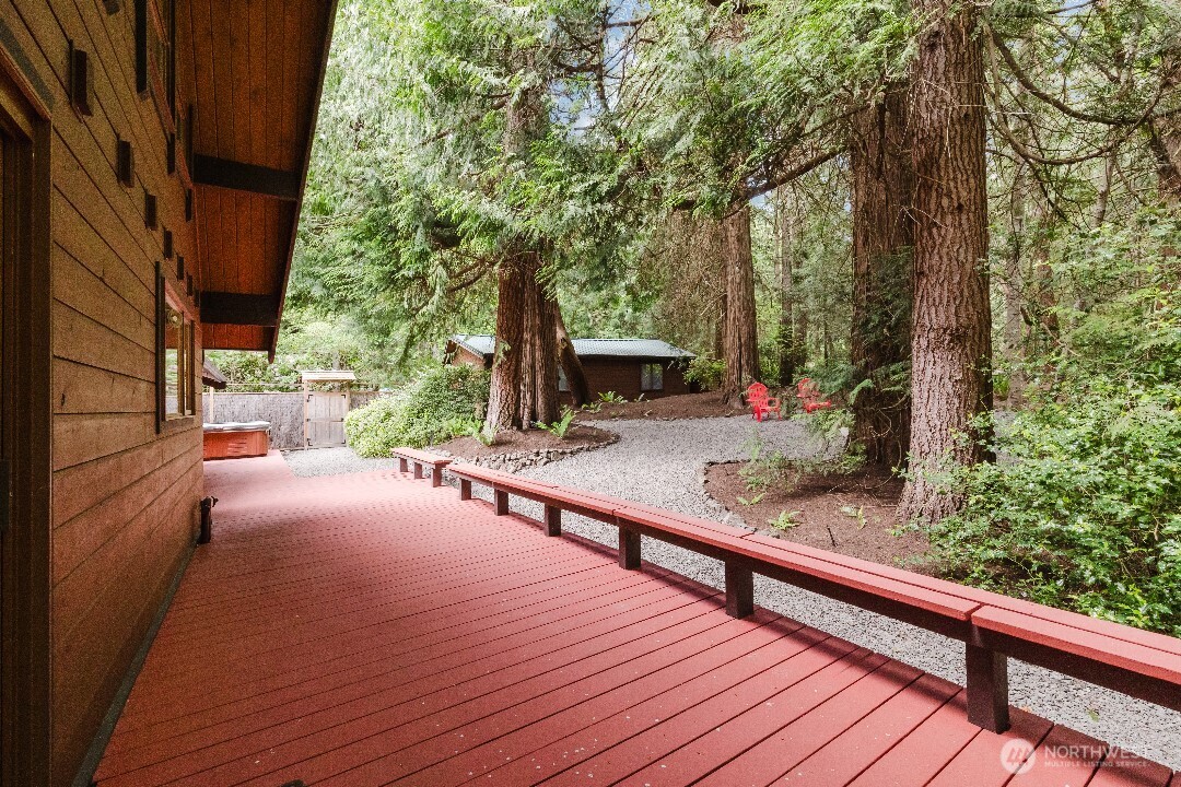 6350 Lariat Loop , Bainbridge Island, WA 98110