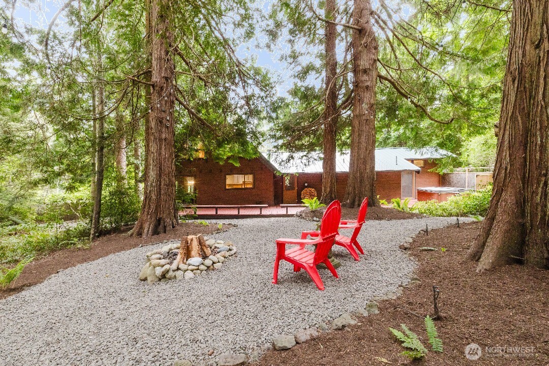 6350 Lariat Loop , Bainbridge Island, WA 98110