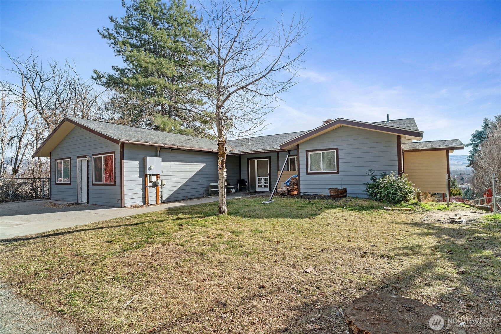 514 N Ash Street , Omak, WA 98841
