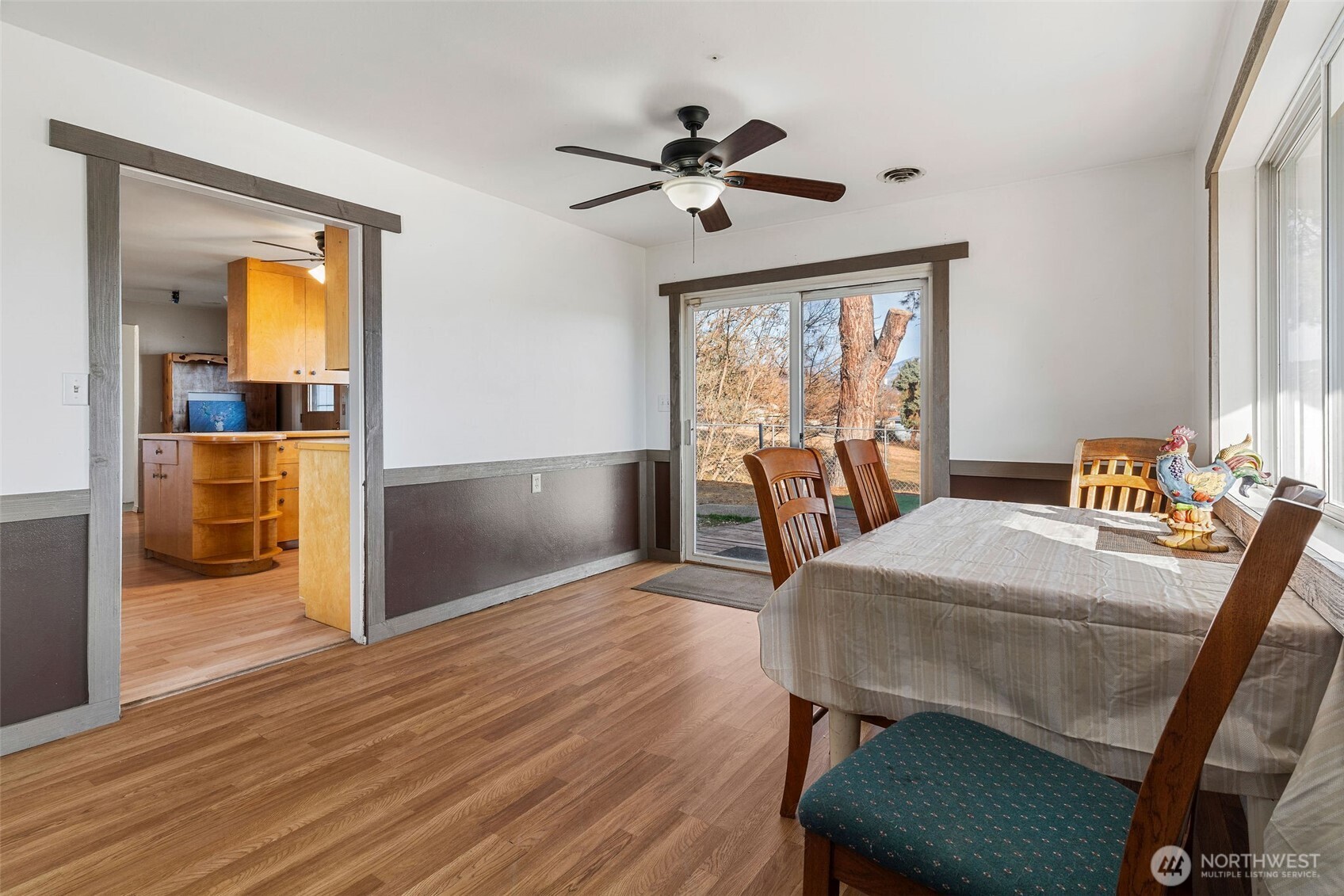 514 N Ash Street , Omak, WA 98841