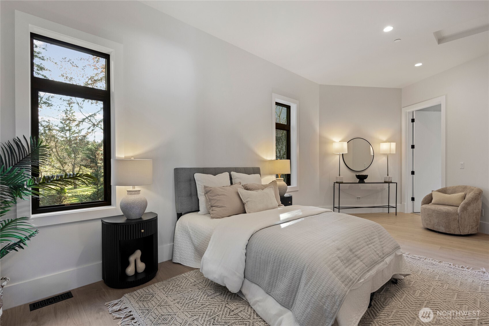13982 13970 Manzanita Road NE, Bainbridge Island, WA 98376