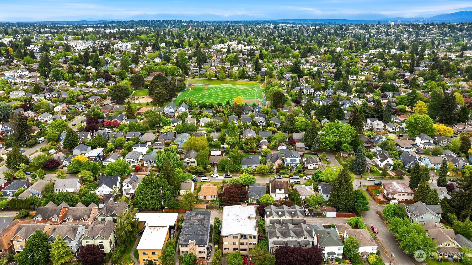 7518 24th Avenue NW #201, Seattle, WA 98117