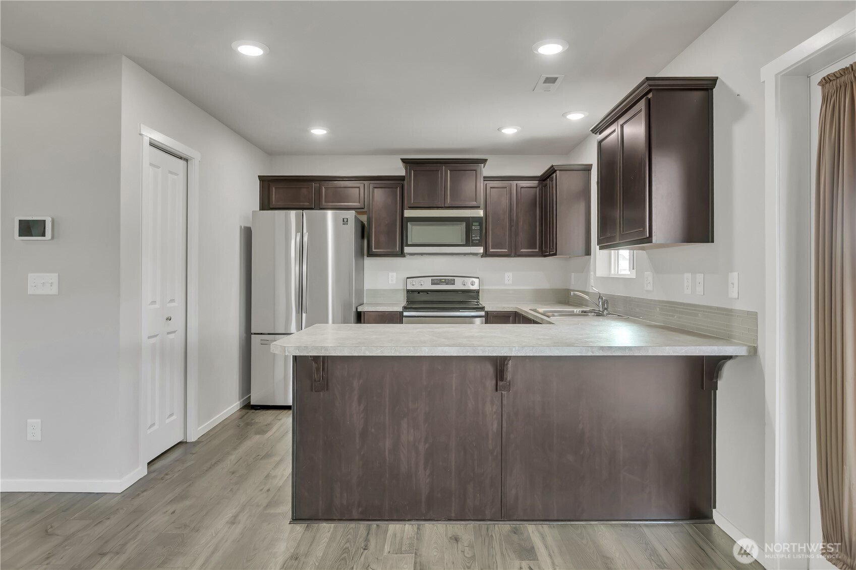 10691 186th Street Ct E, Puyallup, WA 98374