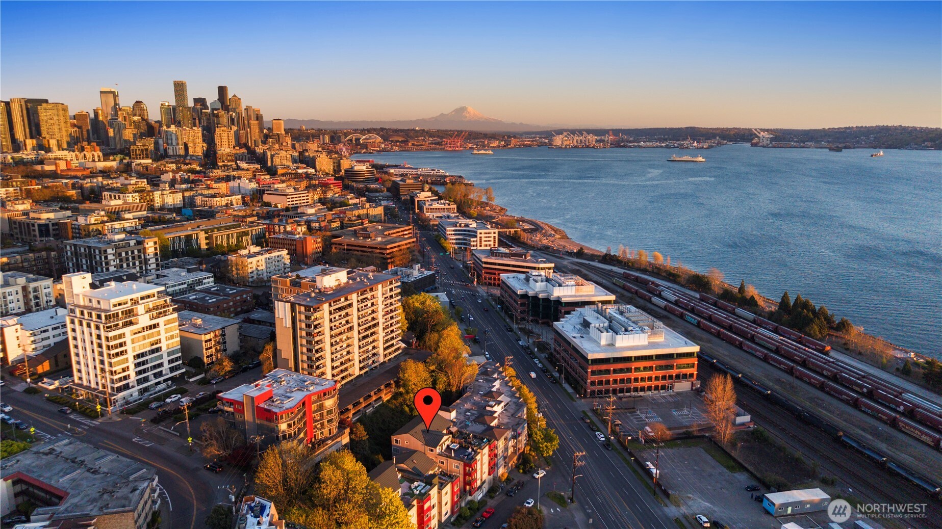 524 6th Avenue W #407, Seattle, WA 98119