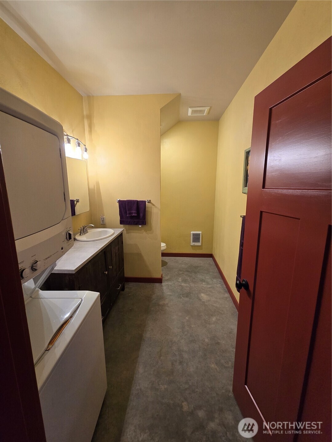 23 Allemandi Road , Loomis, WA 98827