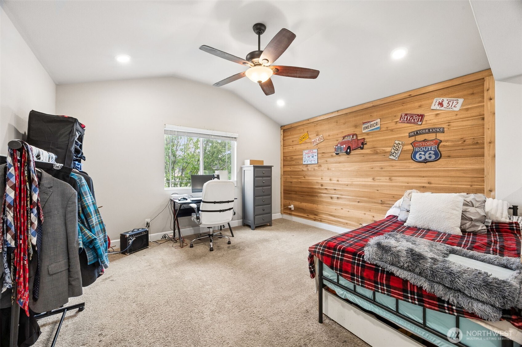 18514 18th Avenue E, Spanaway, WA 98387