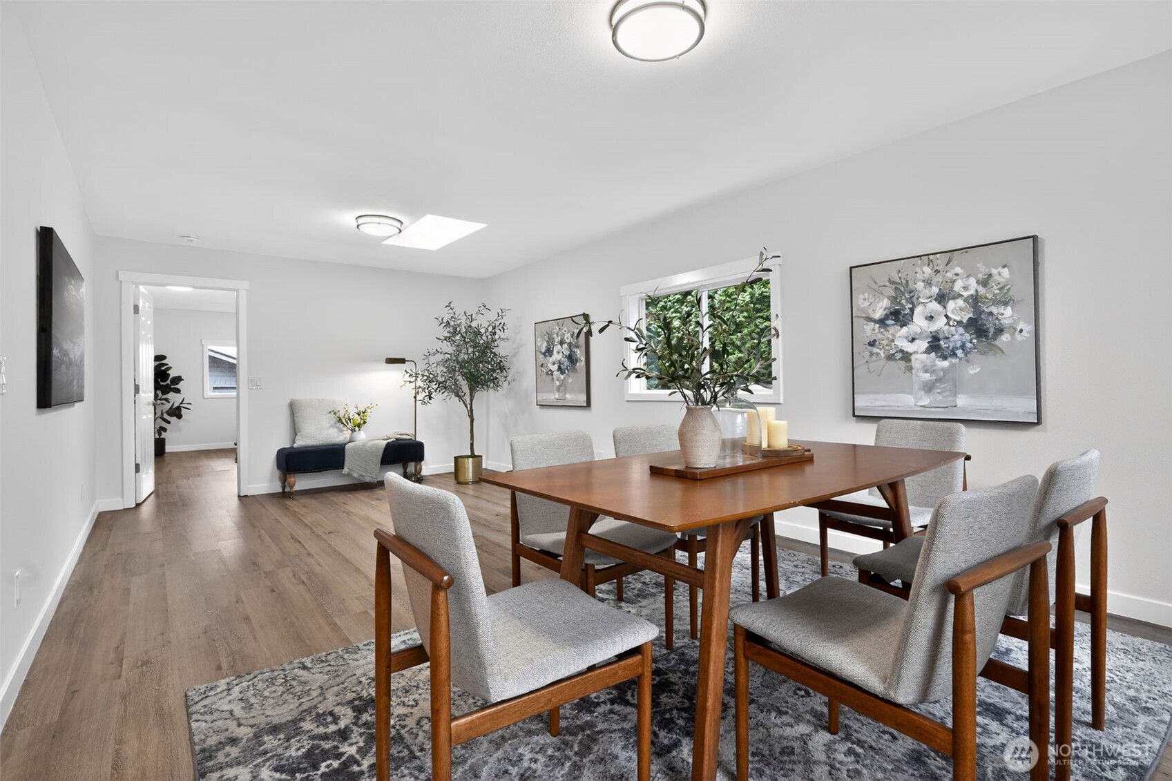 8742 3rd Avenue NW, Seattle, WA 98117