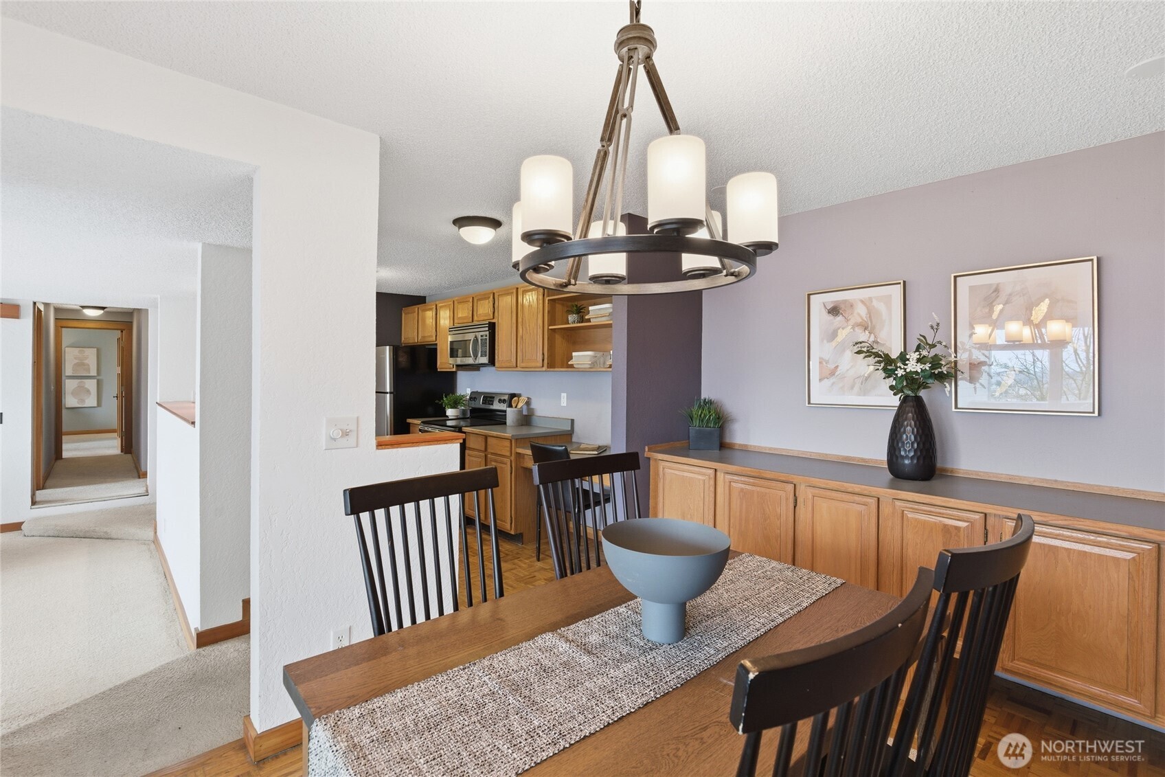 2500 W Manor Place #216, Seattle, WA 98199-2058