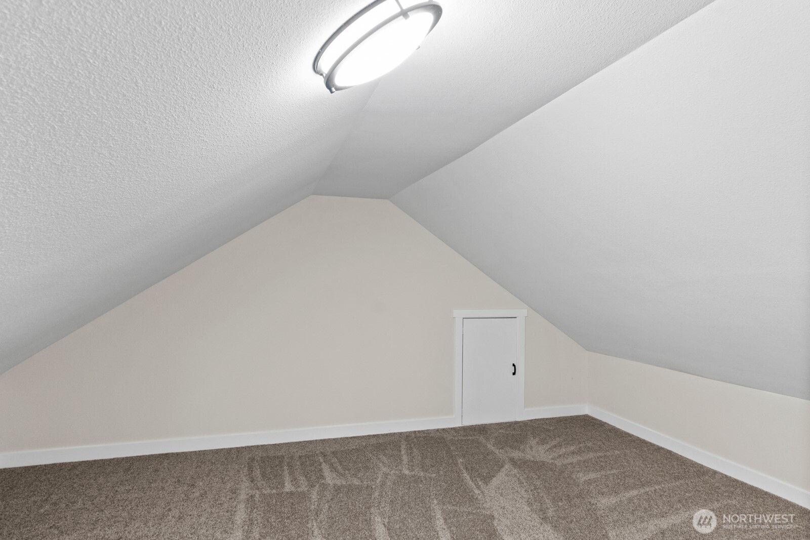 6334 Pacific Avenue SE, Lacey, WA 98503