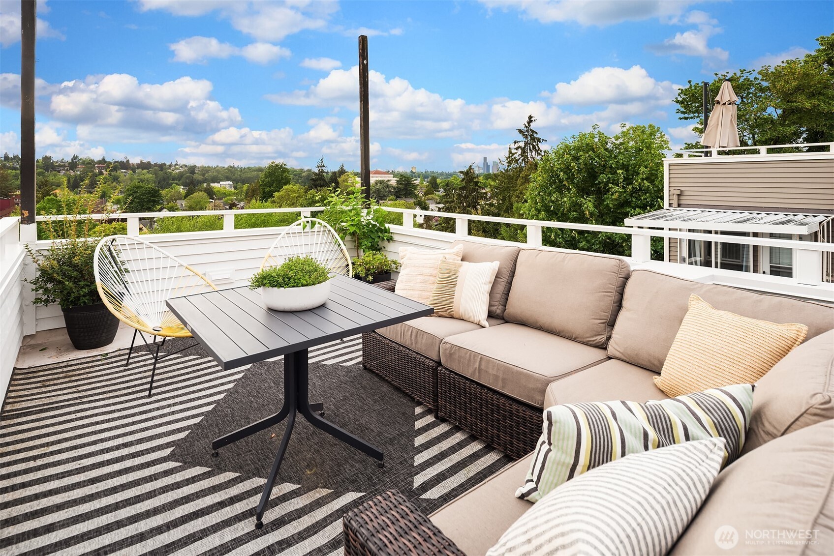 3309 37th Place S, Seattle, WA 98144