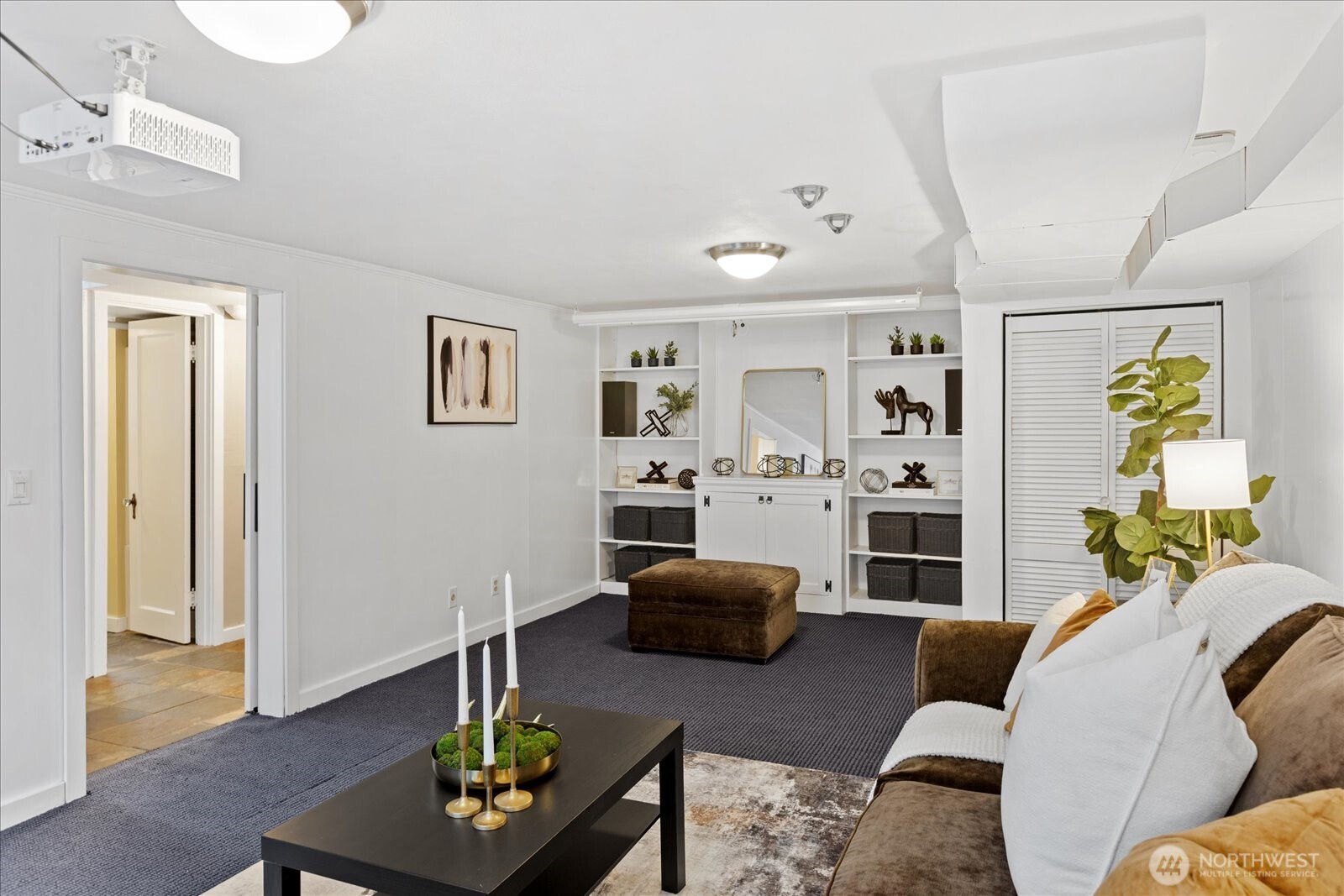1020 NE 100th Street #1, Seattle, WA 98125