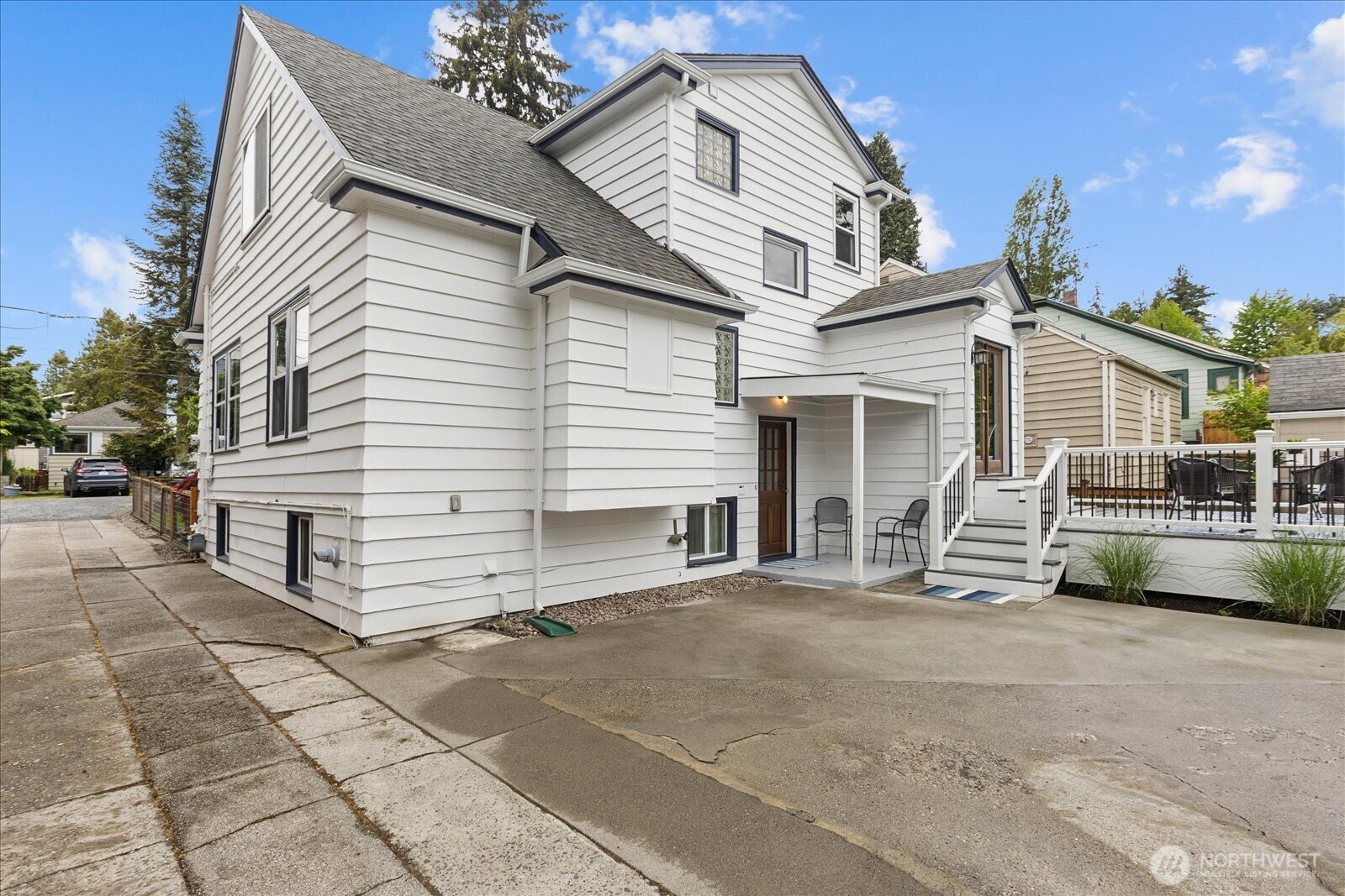 1020 NE 100th Street #1, Seattle, WA 98125