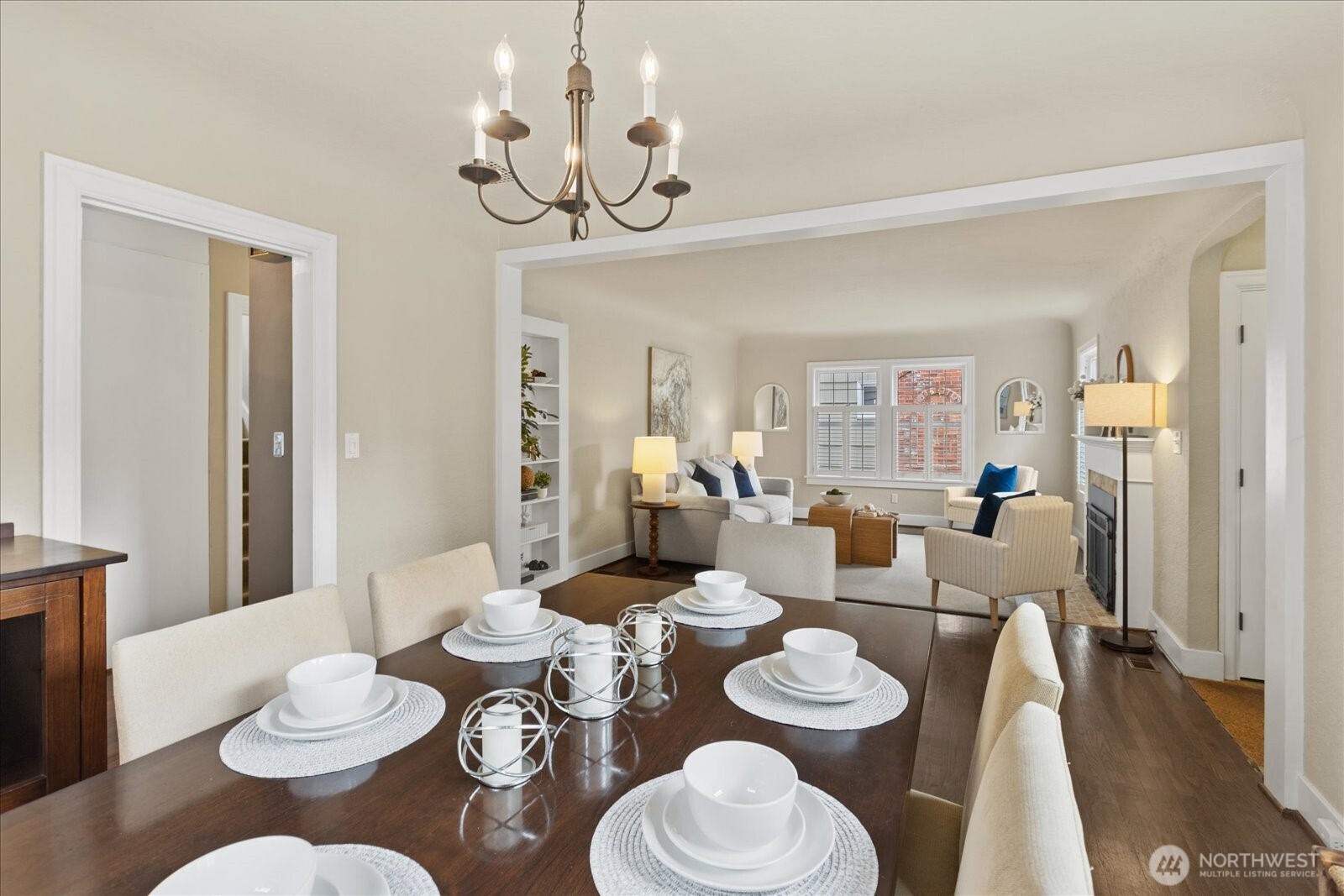 1020 NE 100th Street #1, Seattle, WA 98125