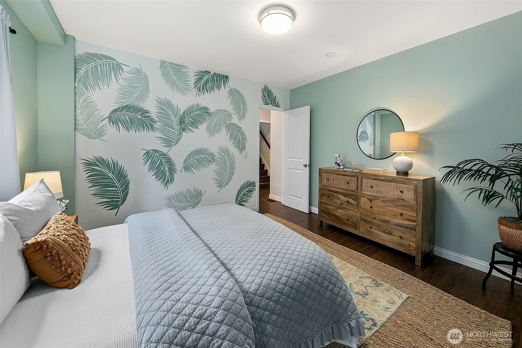 954 19th Avenue E, Seattle, WA 98112