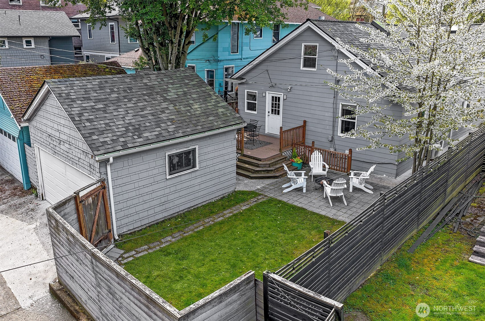 954 19th Avenue E, Seattle, WA 98112