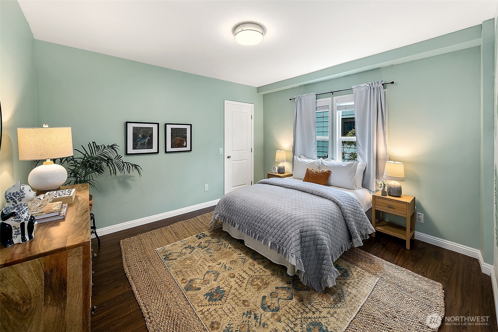 954 19th Avenue E, Seattle, WA 98112