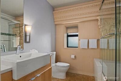 1845 16th Avenue , Seattle, WA 98122 - Photo 32