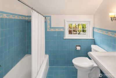 409 W Dravus Street , Seattle, WA 98119 - Photo 12